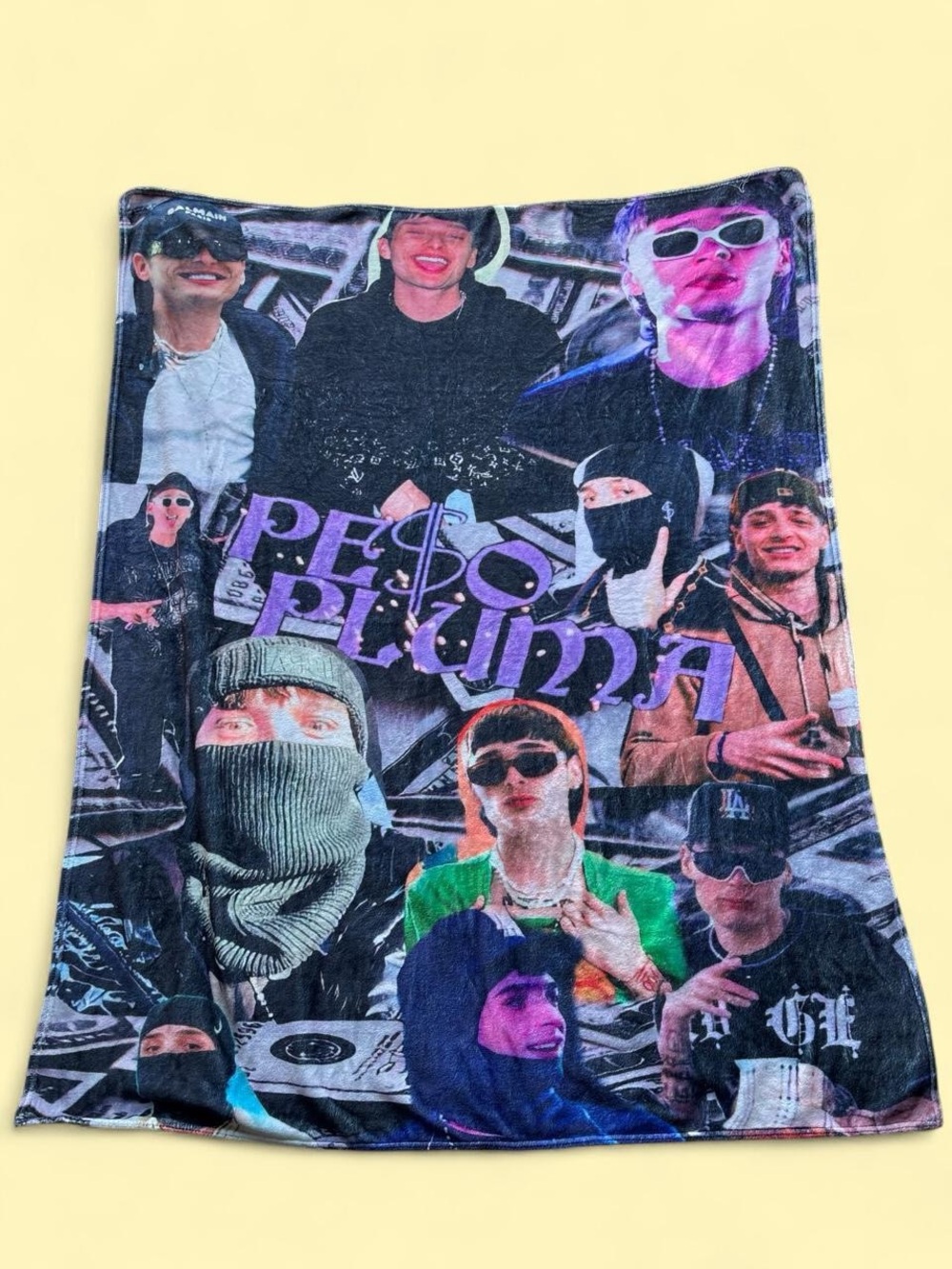 ✨ Peso Pluma blanket✨